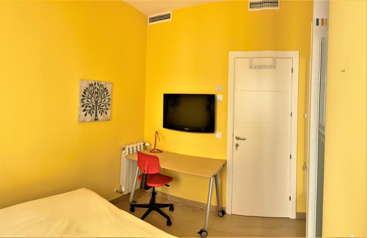 Hostal Arco Iris Madrid Exterior foto