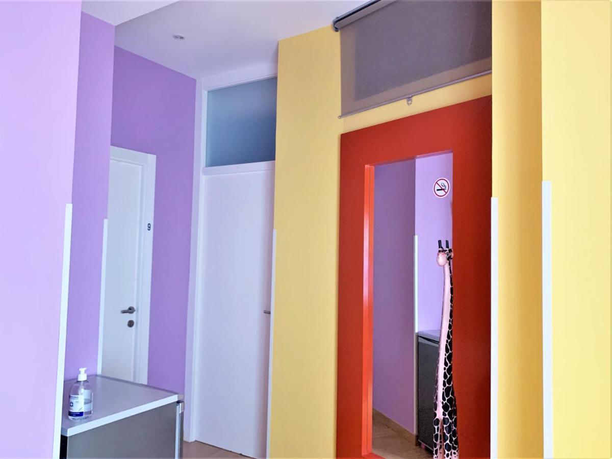Hostal Arco Iris Madrid Exterior foto