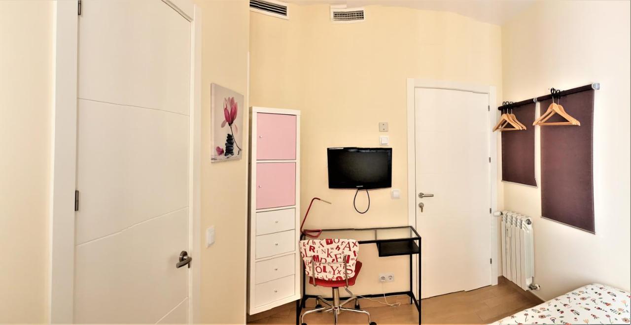 Hostal Arco Iris Madrid Exterior foto